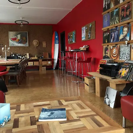 La Ola *