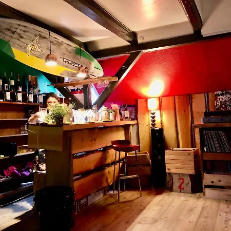 La Ola هِنستهولم